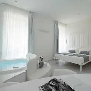 https://mia-aparthotel.it-lombardy.com